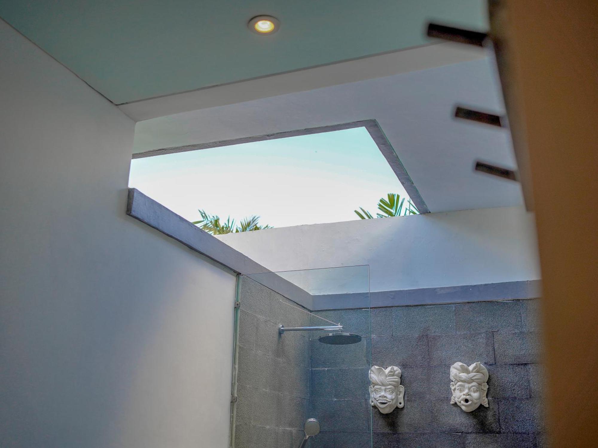 New Pondok Sara Villas Seminyak  Exterior photo